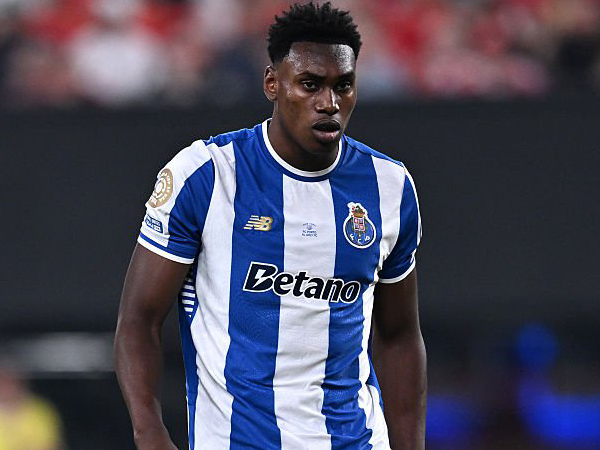 Aston Villa Negosiasi dengan Porto untuk Transfer Samu Aghehowa